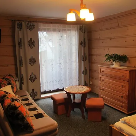U Sarapatki-noclegi Z Wyzywieniem 3*