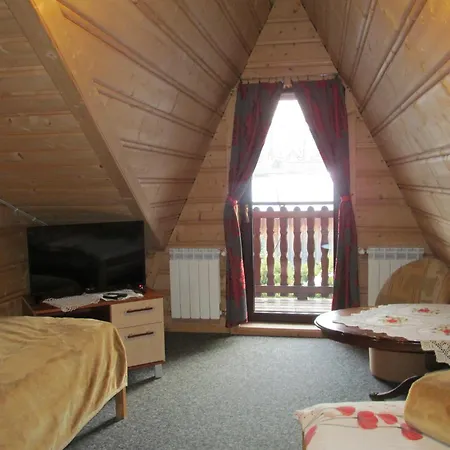 U Sarapatki-noclegi Z Wyzywieniem Bed & Breakfast