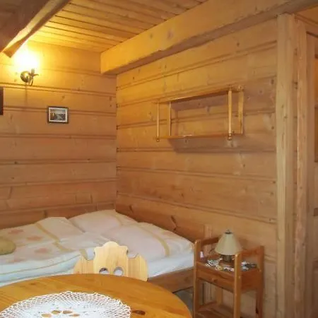 فندق مبيت وإفطار U Sarapatki-noclegi Z Wyzywieniem 3*